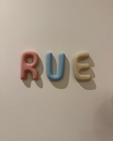 U  Ceramic Initial