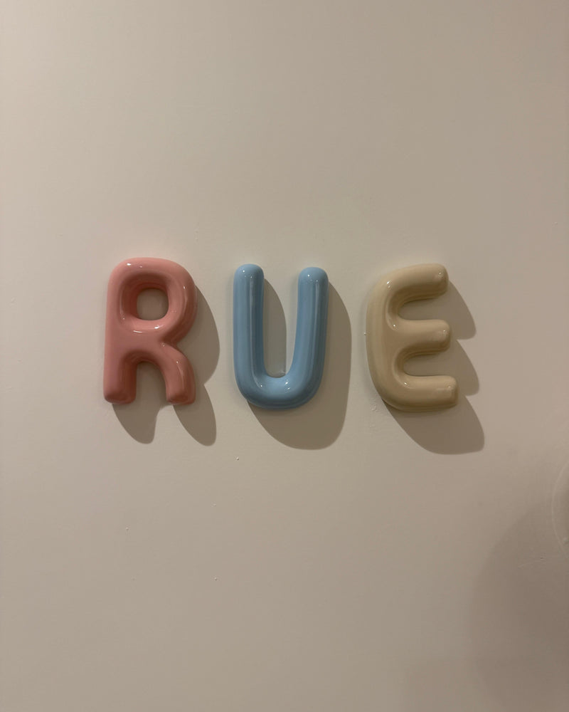 U  Ceramic Initial